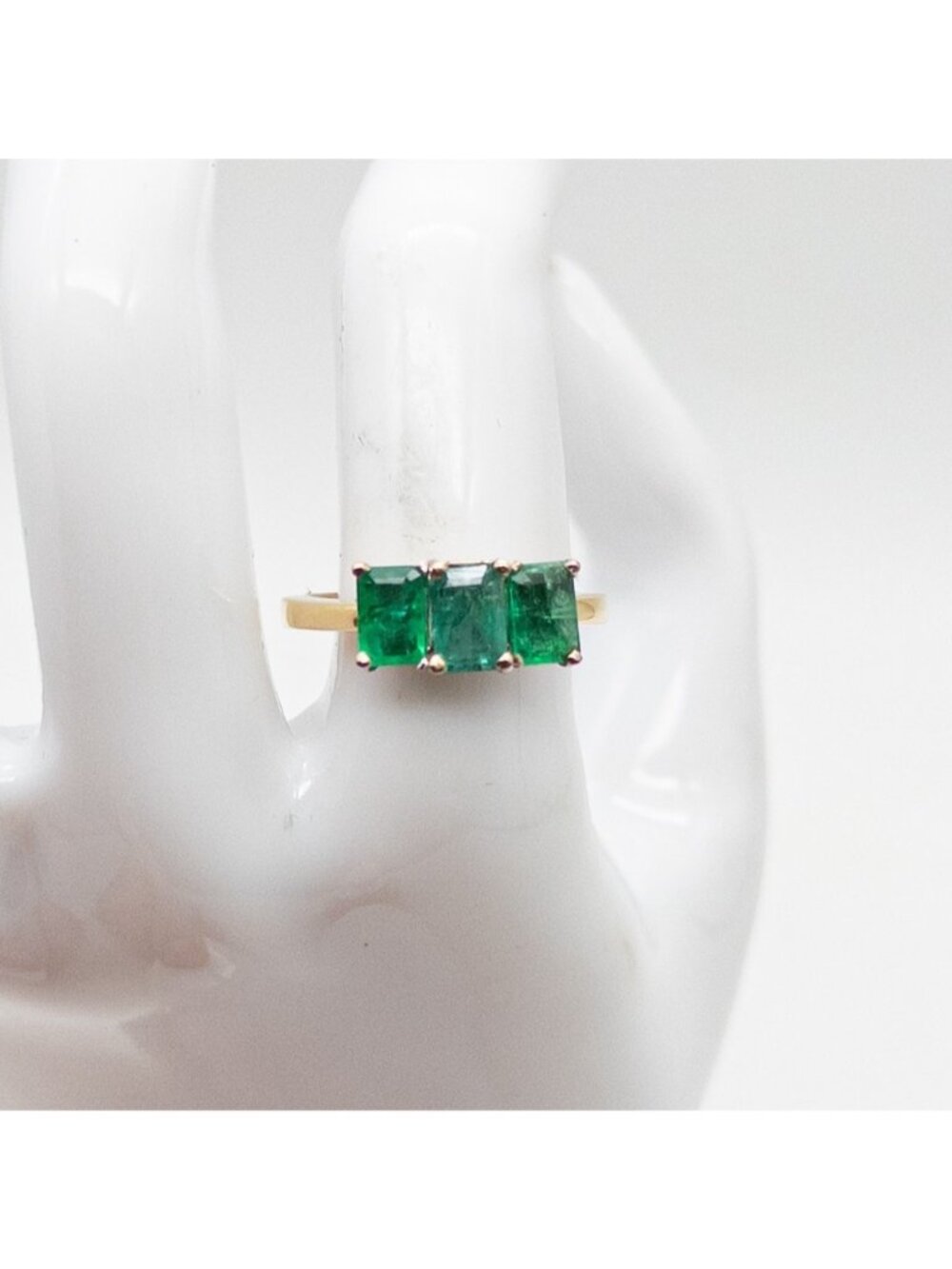 Estate 3 STONE Colombian AAA+++ Emerald Band Ring in 14k Yellow Gold
